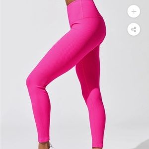 Gorgeous CARBON38 Ribbed 7/8 Legging sparkly neon pink. XXS. EUC.